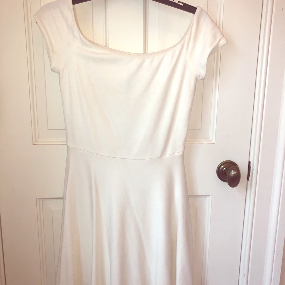 Alice + Olivia off the shoulder white dress!